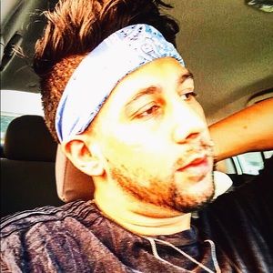 Meet your Posher, Cameron